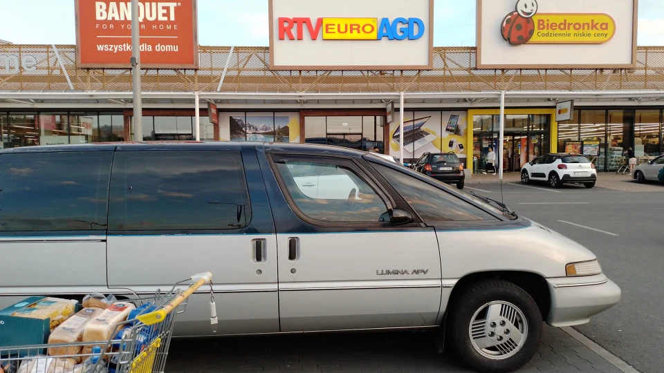 Chevrolet Lumina APV Люся