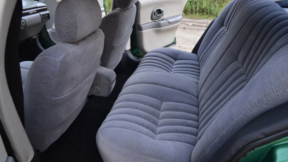 Chevrolet Lumina 4