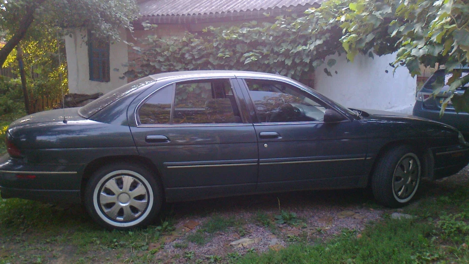 Chevrolet Lumina 5