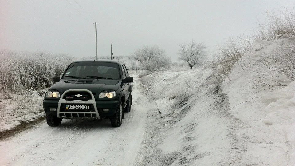 Chevrolet Niva 4
