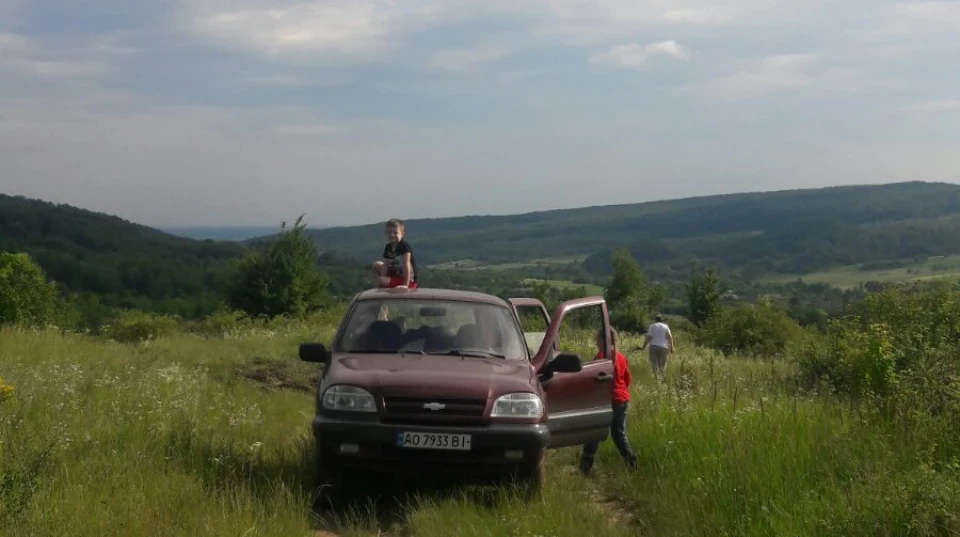 Chevrolet Niva 4
