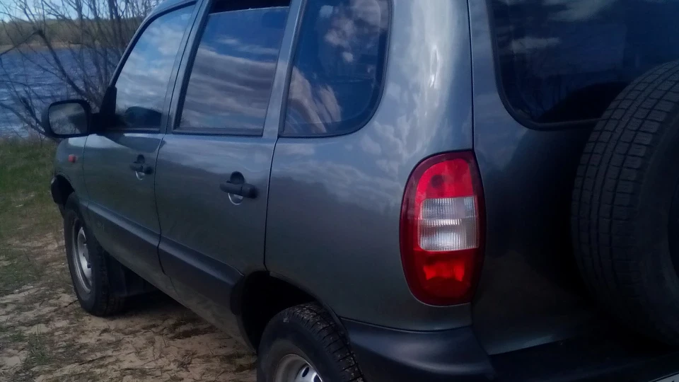 Chevrolet Niva 3