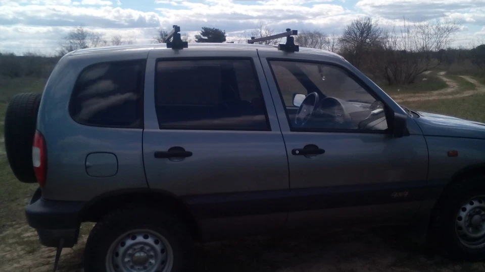 Chevrolet Niva 4