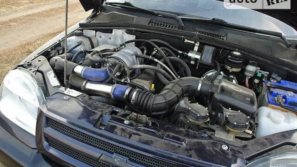 Chevrolet Niva 3
