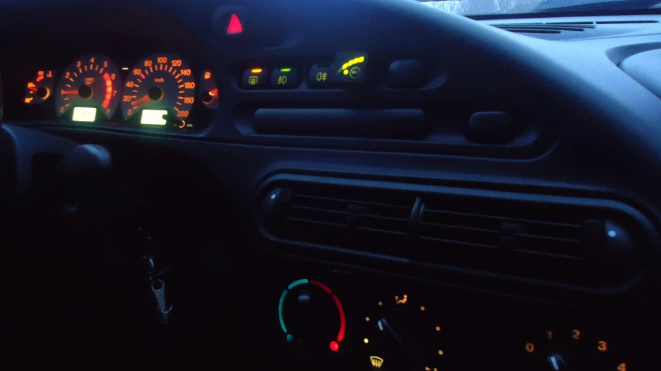 Chevrolet Niva 3