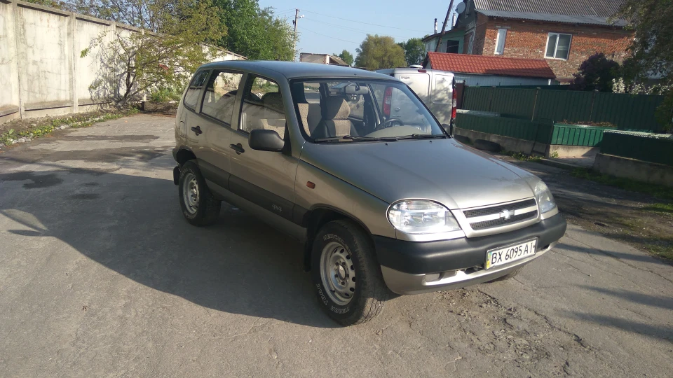 Chevrolet Niva 1,7