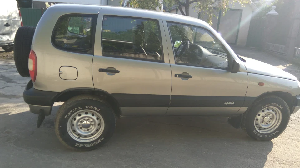 Chevrolet Niva 1,7 2
