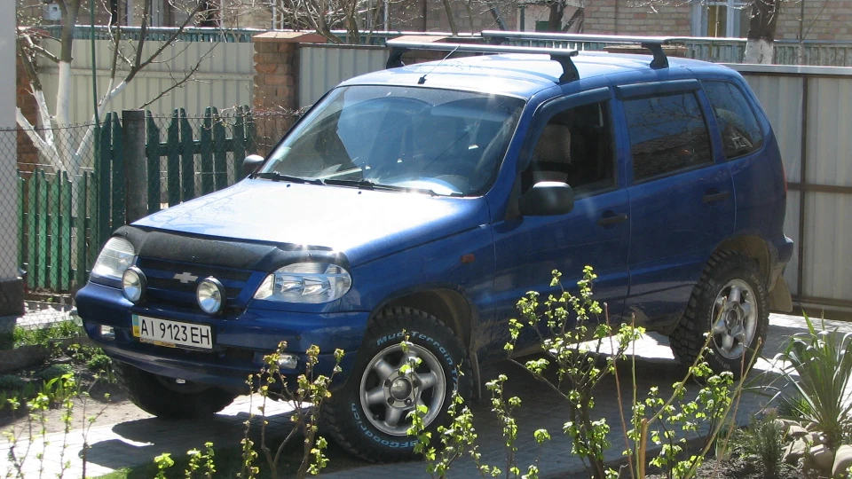 Chevrolet Niva Азуритка 2