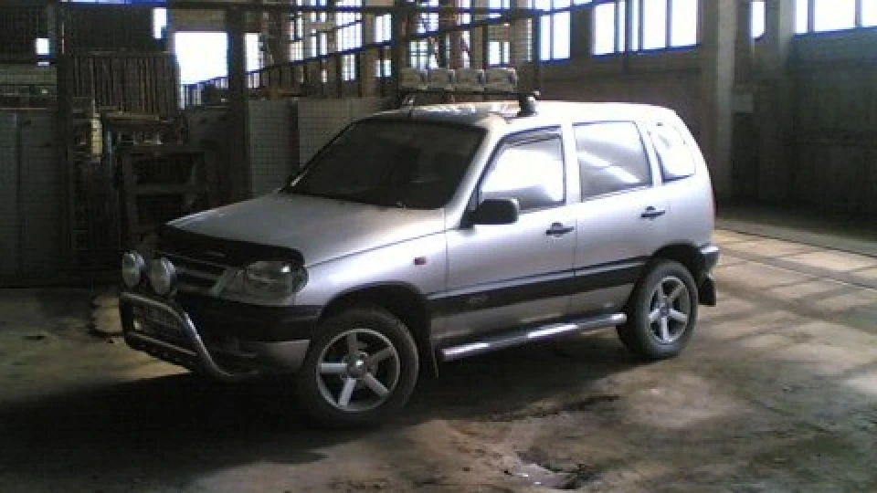 Chevrolet Niva база