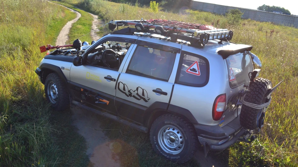 Chevrolet Niva Firefly 2