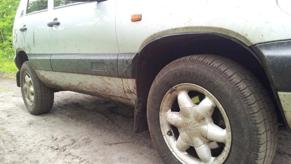 Chevrolet Niva GLS 5