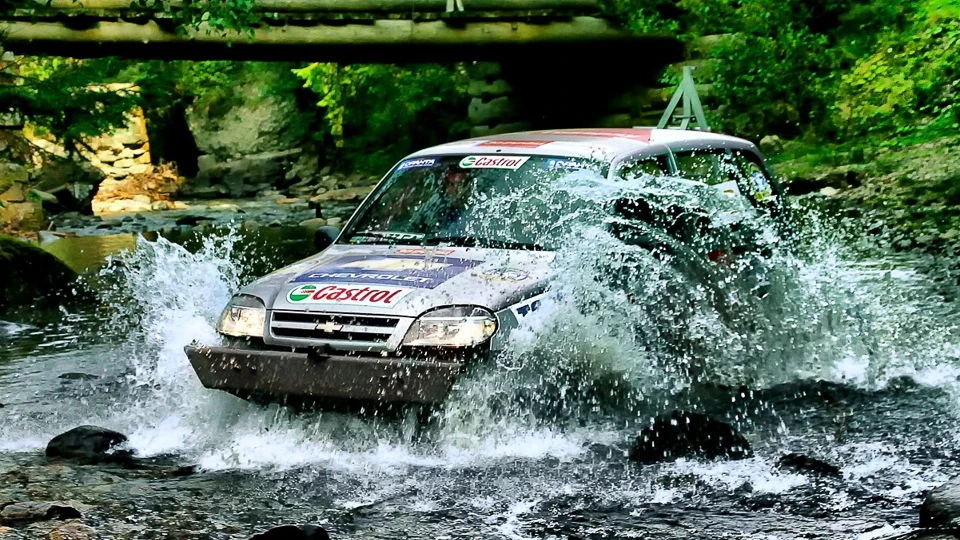 Chevrolet Niva Підкорювач Говерли 2