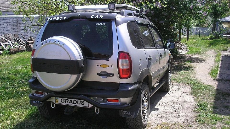 Chevrolet Niva Safety Car