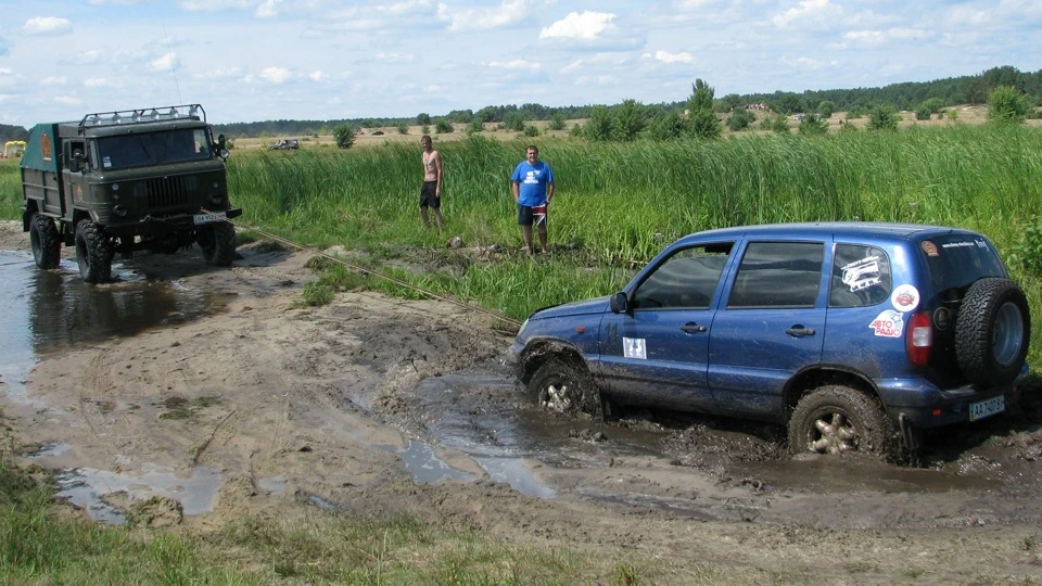 Chevrolet Niva _ШНива танк_1.7i_ 2