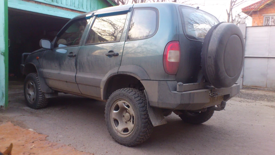Chevrolet Niva шнівралет 3