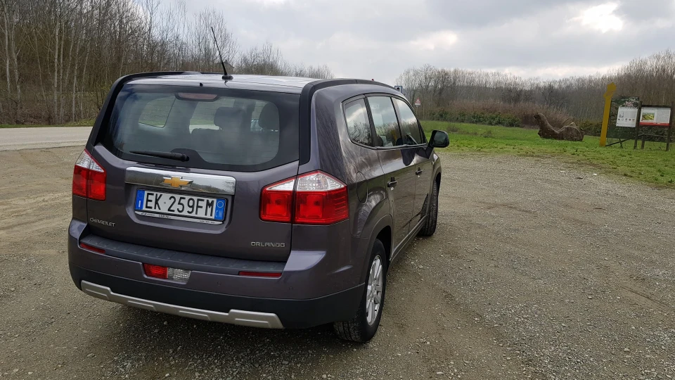 Chevrolet Orlando ORNELIUS Жіночий угодник 2