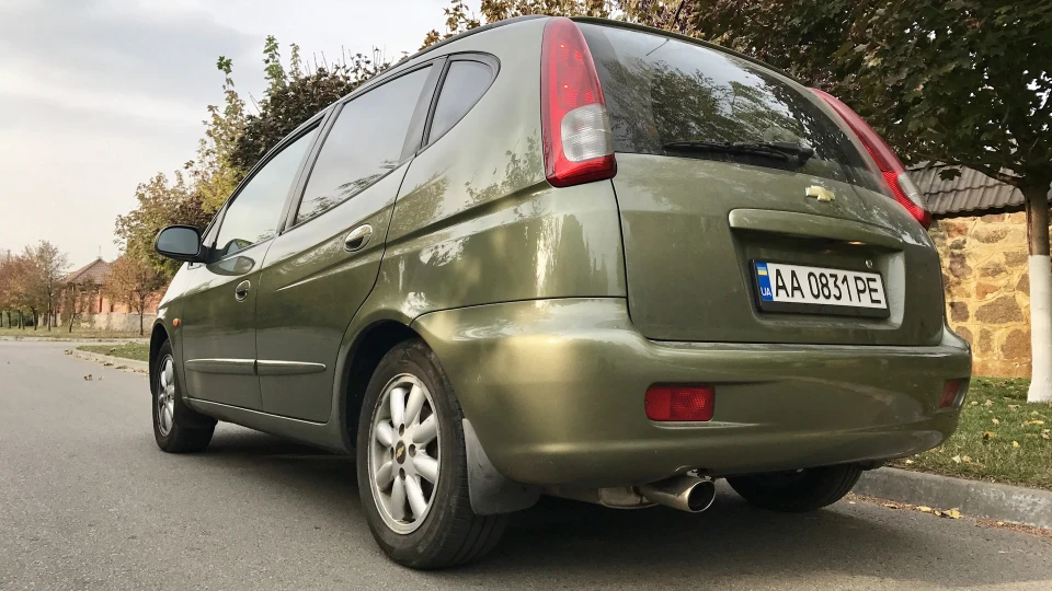 Chevrolet Tacuma Оливка