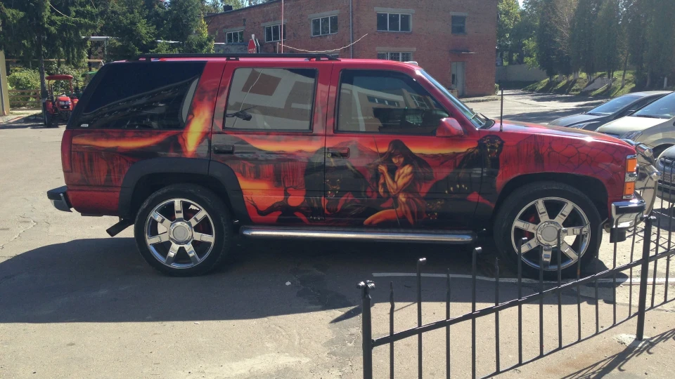 Chevrolet Tahoe 4
