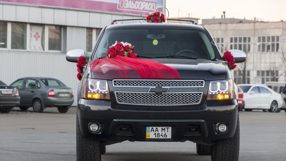 Chevrolet Tahoe Паровоз LTZ 2