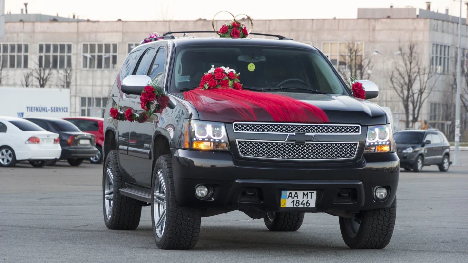 Chevrolet Tahoe Паровоз LTZ 3
