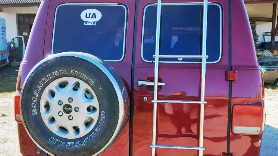 Chevrolet Van 3