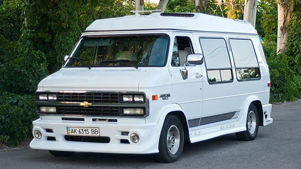 Chevrolet Van БІЛИЙ ПРИНЦ 2
