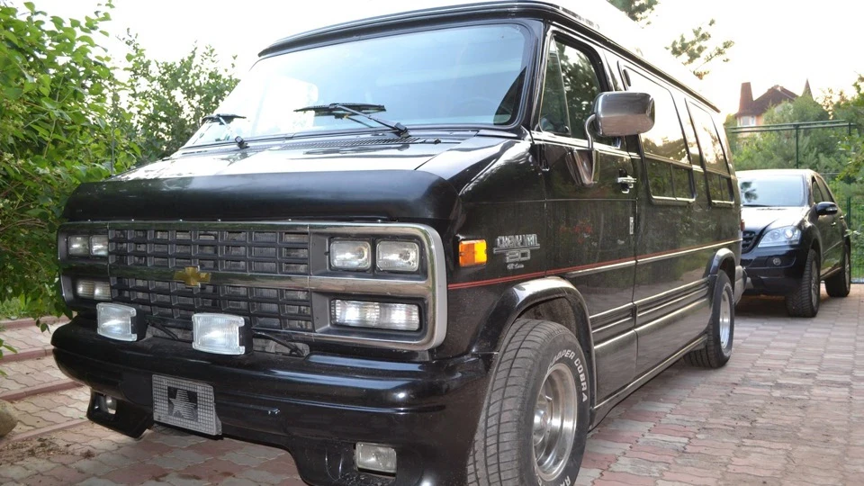 Chevrolet Van шеві