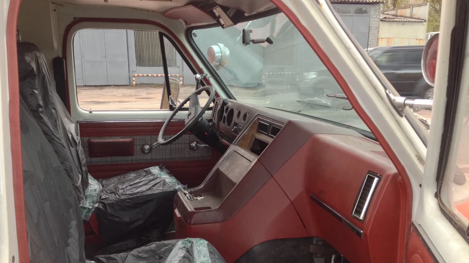 Chevrolet Van USA Ambulance 5