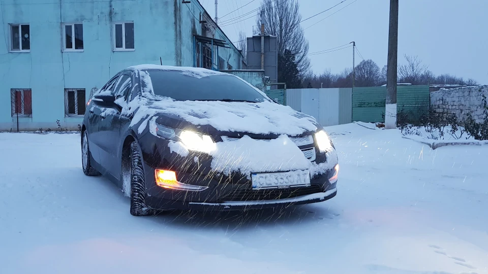 Chevrolet Volt 3