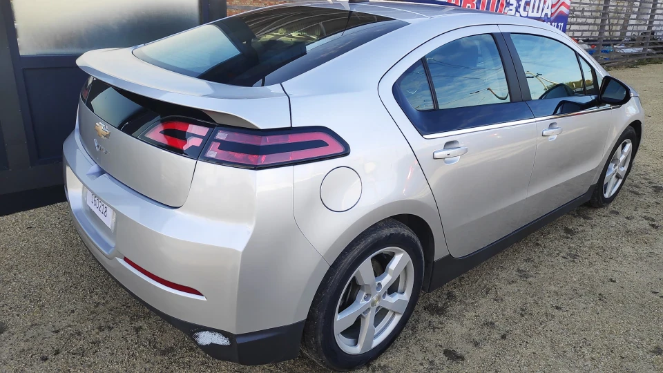 Chevrolet Volt 3