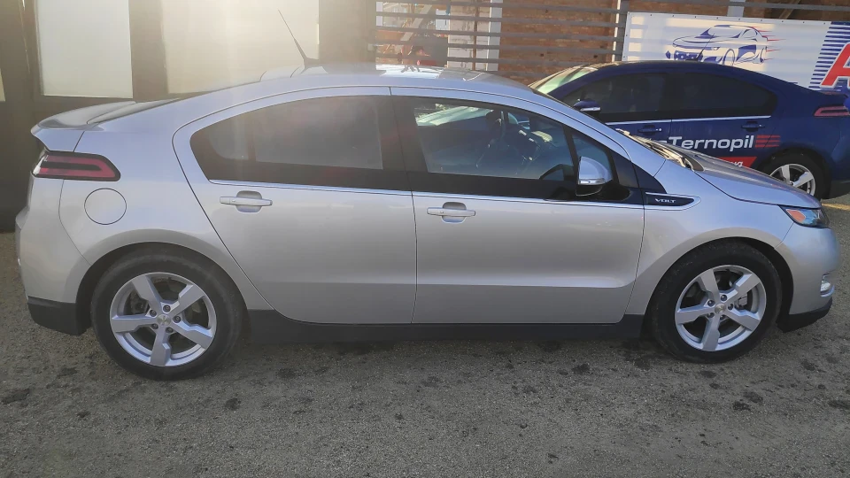 Chevrolet Volt 4