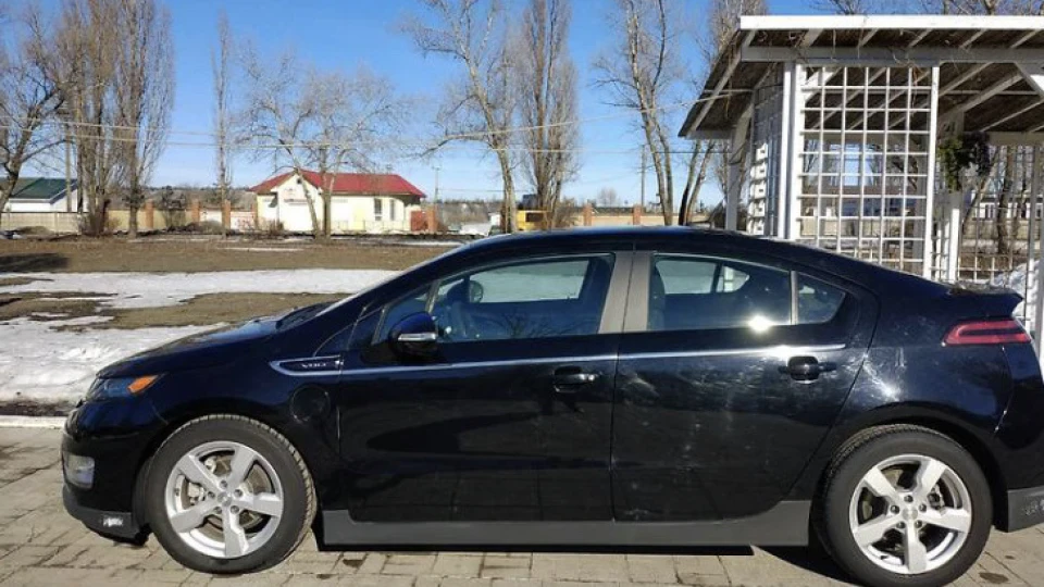 Chevrolet Volt 1.4 гібрид