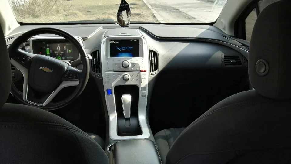 Chevrolet Volt американець 4
