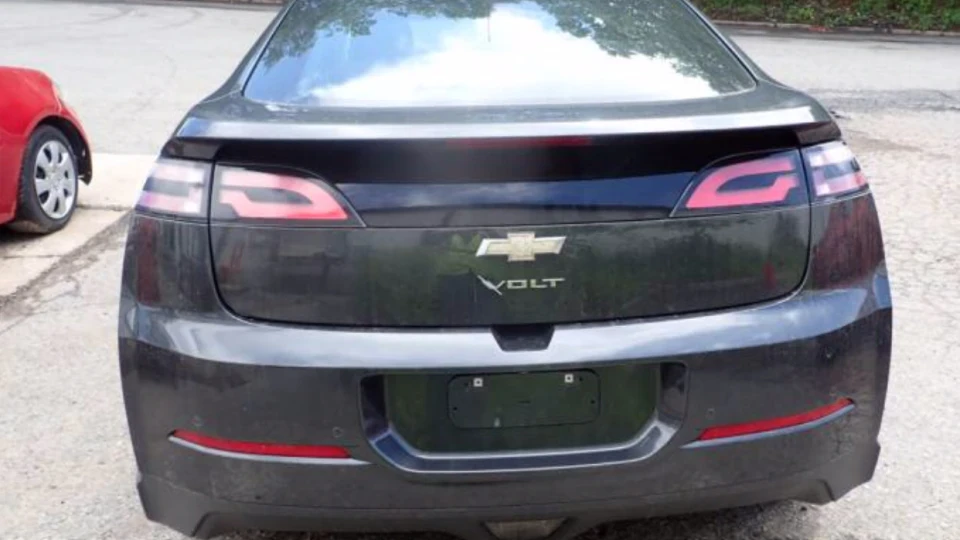 Chevrolet Volt Black hole