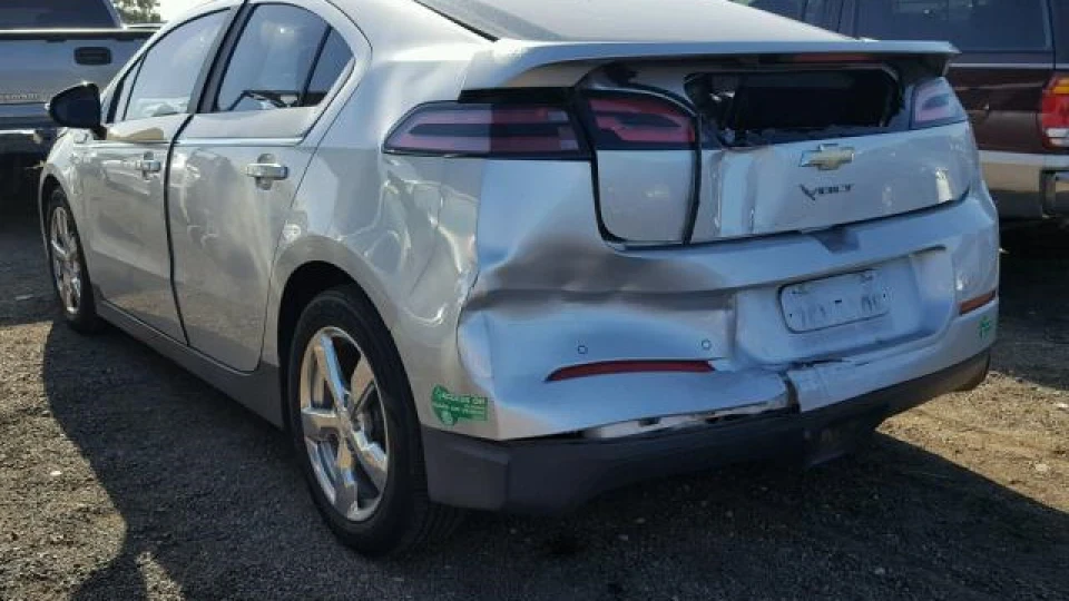 Chevrolet Volt Блідий 2
