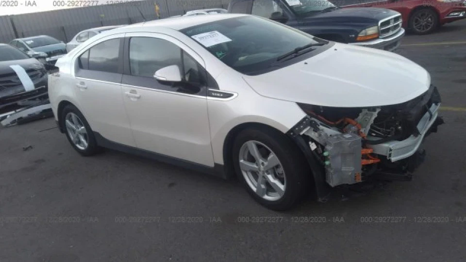 Chevrolet Volt PEARL 2
