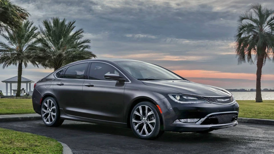 Chrysler 200