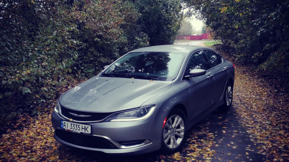 Chrysler 200 200 limited platinum 4