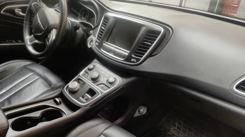 Chrysler 200 Американський Корабель 2