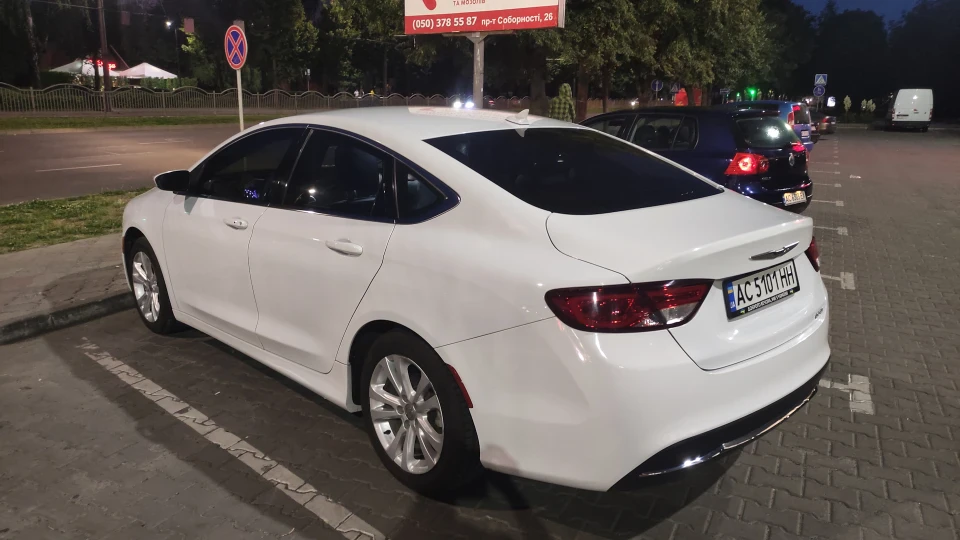 Chrysler 200 Американський Корабель 3