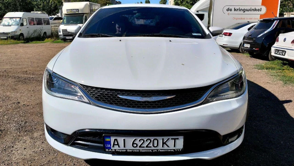 Chrysler 200 S 3