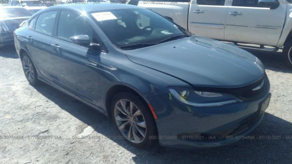 Chrysler 200 S
