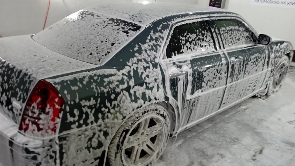 Chrysler 300C 3