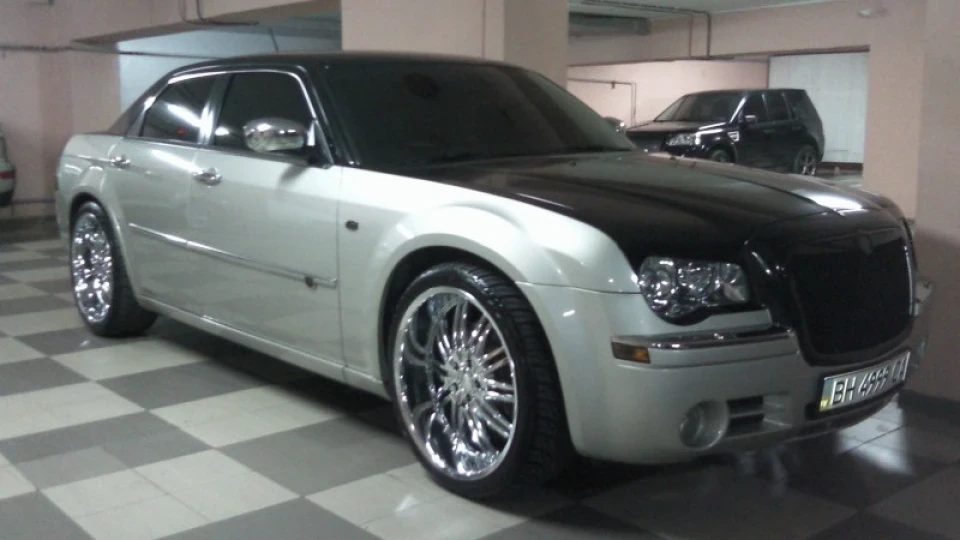 Chrysler 300C 2