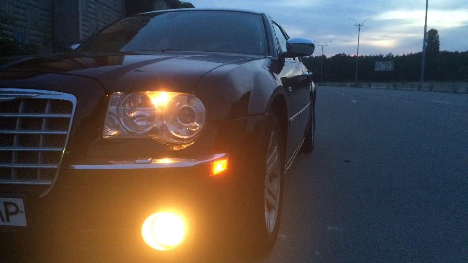 Chrysler 300C 3