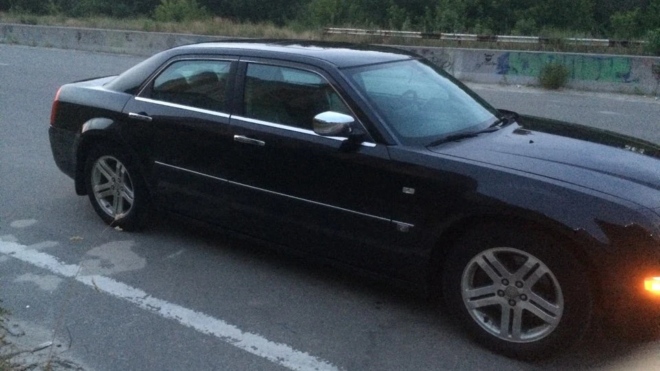 Chrysler 300C 5