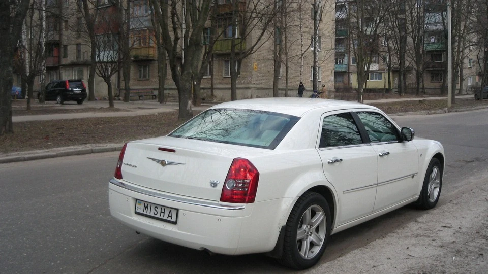 Chrysler 300C 5