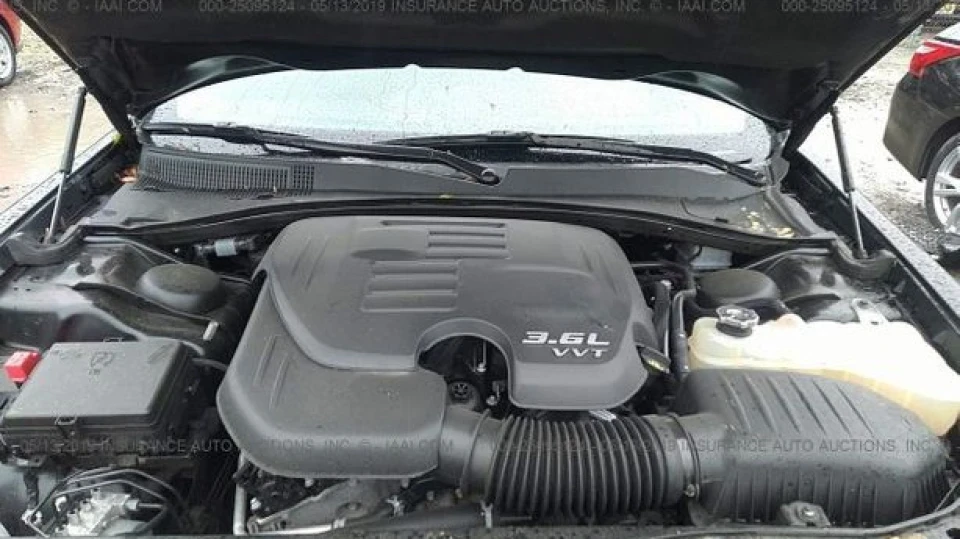 Chrysler 300C 3.6 задній привод 5