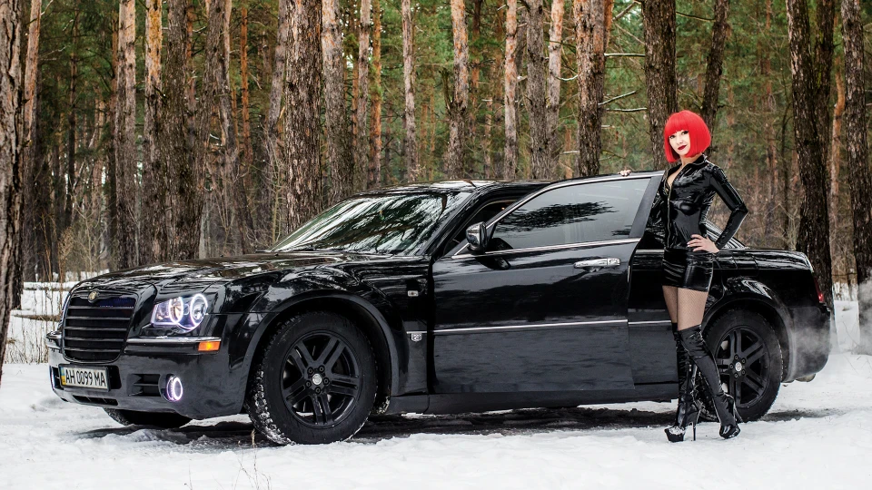 Chrysler 300C 5.7 Black Shark 4