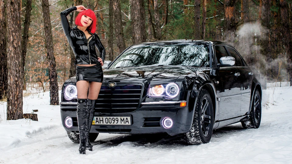 Chrysler 300C 5.7 Black Shark 5